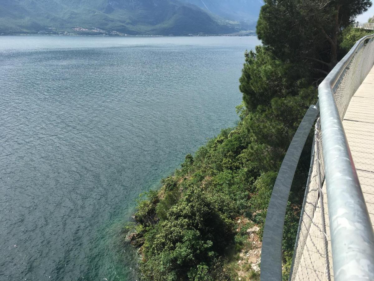 Appartamento Margherita Sirmione Eksteriør billede